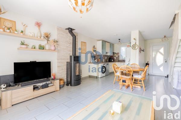 Maison 4 pièces de 70 m² à Lardy (91510)