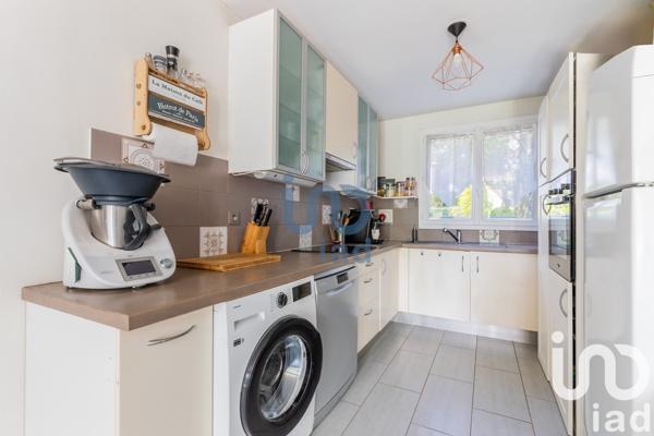 Maison 4 pièces de 70 m² à Lardy (91510)