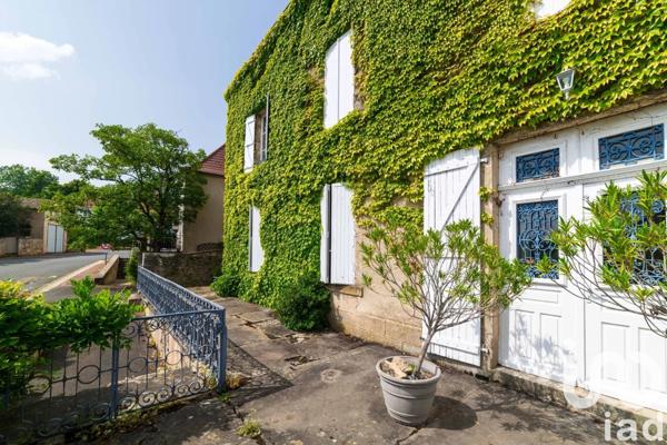 Maison à vendre 14 pièces 365 m² La Guiche