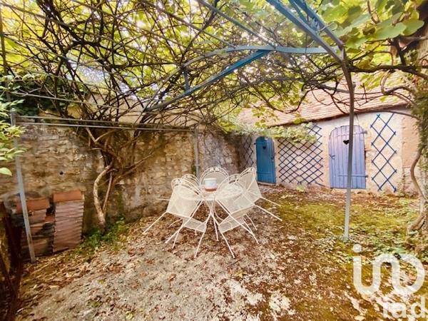 Maison à vendre 14 pièces 365 m² La Guiche