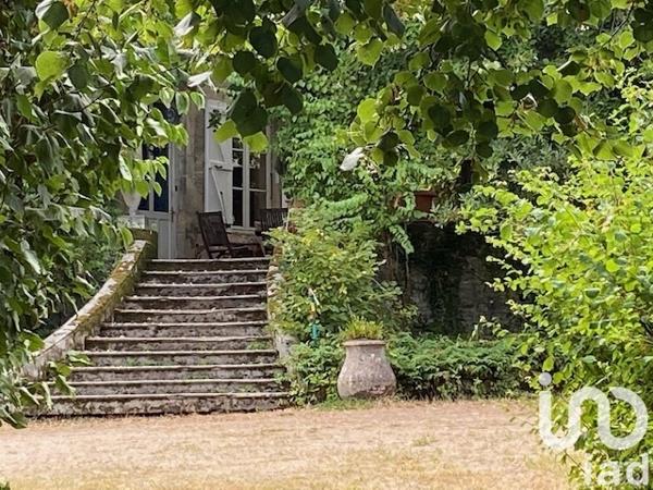 Maison à vendre 14 pièces 365 m² La Guiche