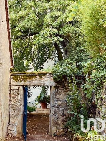 Maison à vendre 14 pièces 365 m² La Guiche