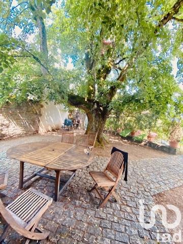 Maison à vendre 14 pièces 365 m² La Guiche