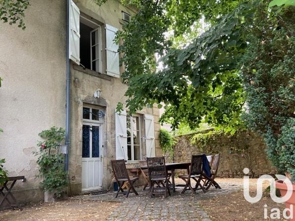 Maison à vendre 14 pièces 365 m² La Guiche
