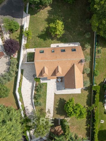 Propriété Familiale entièrement rénovée