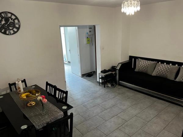 Appartement à vendre 3 pièces SALON DE PROVENCE (13)