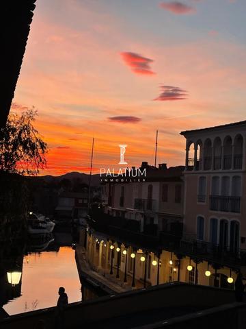Port-Grimaud – Ensemble de 2 appartements en bord de canal – 169 m² – 2 amarrages