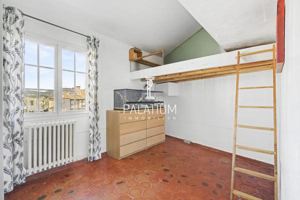 Port-Grimaud – Ensemble de 2 appartements en bord de canal – 169 m² – 2 amarrages
