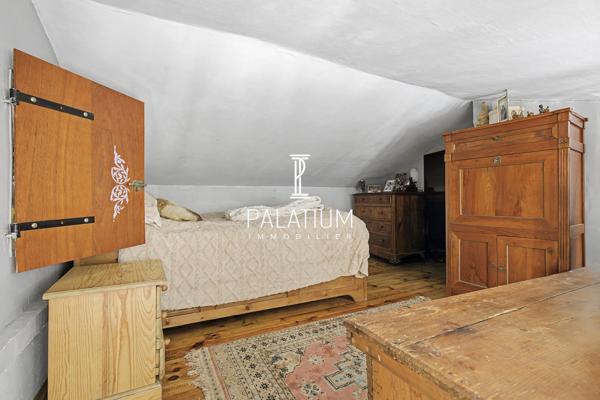 Port-Grimaud – Ensemble de 2 appartements en bord de canal – 169 m² – 2 amarrages