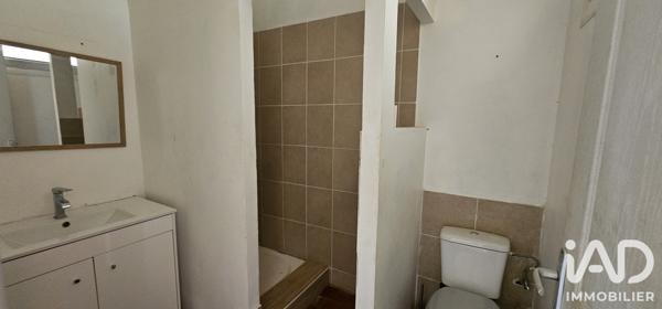 Maison à vendre 4 pièces 135 m² Entraigues-sur-la-Sorgue