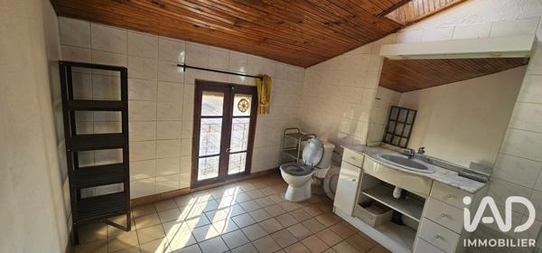 Maison à vendre 4 pièces 135 m² Entraigues-sur-la-Sorgue