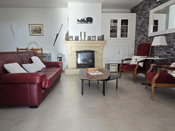 Maison lumineuse avec garage, terrasse et vue exceptionnelle