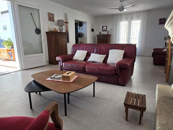 Maison lumineuse avec garage, terrasse et vue exceptionnelle