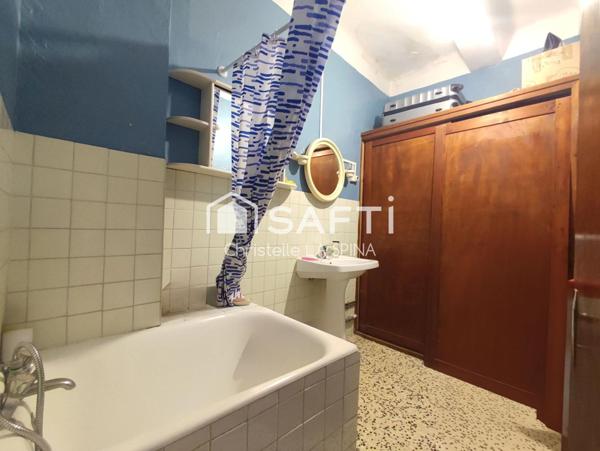 Maison de ville à fort potentiel avec dépendances