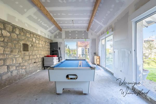 Maison à vendre 5 pièces MANTES LA VILLE (78)130m²-4 chambres-1153m²-garage-sous-sol-dépendance.