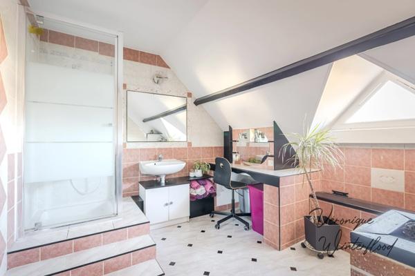 Maison à vendre 5 pièces MANTES LA VILLE (78)130m²-4 chambres-1153m²-garage-sous-sol-dépendance.