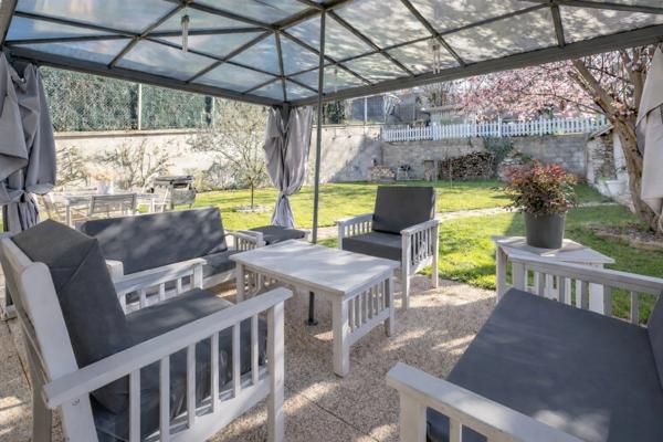 Maison à vendre 5 pièces MANTES LA VILLE (78)130m²-4 chambres-1153m²-garage-sous-sol-dépendance.