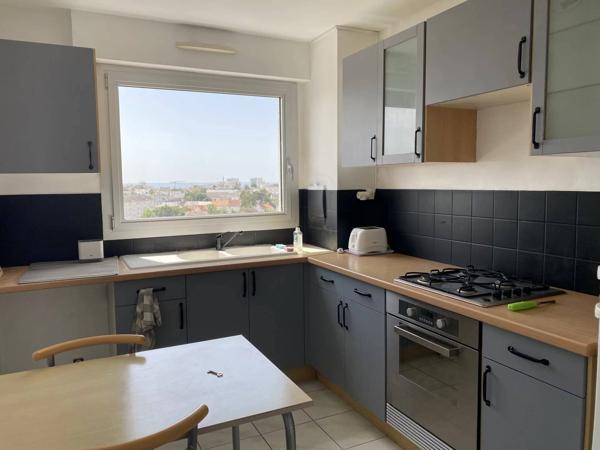 APPARTEMENT T3 AVEC VUE PANORAMIQUE MER