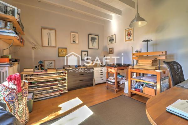 Bâtisse de 220 m² sur un terrain de 1 471 m² à Vienne