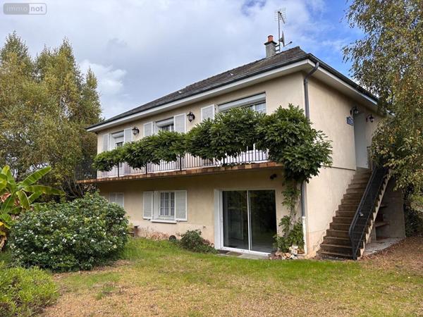 Maison à vendre à La Flèche dans la Sarthe (72200), ref : 2018216
