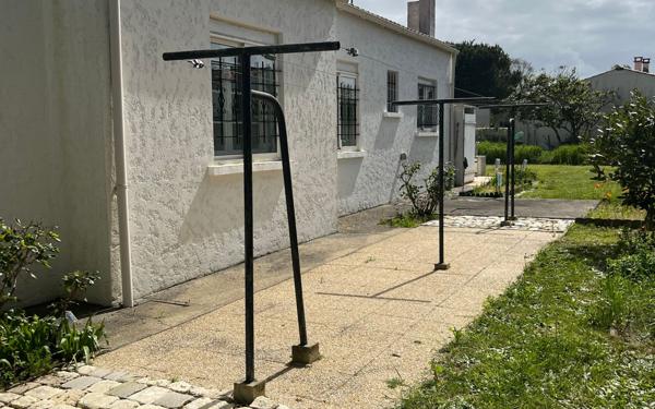 Maison à vendre    6 pièces •  Le Grand-Village-Plage