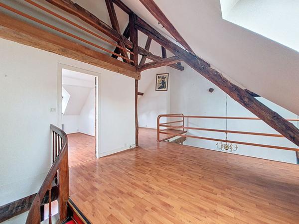 ORLEANS SAINT EUVERTE - APPARTEMENT - 91M2 - 2 CHAMBRES ET 1 BUREAU - PETITE COPROPRIETE