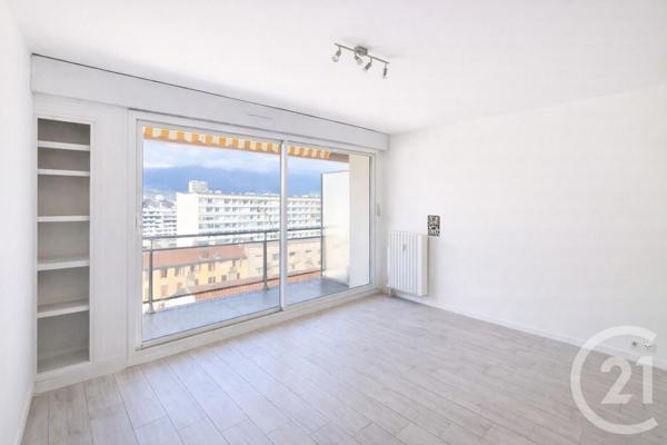 Appartement T1 à vendre  2 pièces - 28,10 m2 CHAMBERY - 73