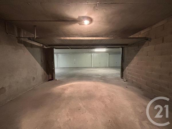 Parking à vendre  25 m2 ST ETIENNE - 42