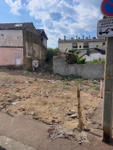 Terrain à vendre de 143,00 m² LIMOGES (87)