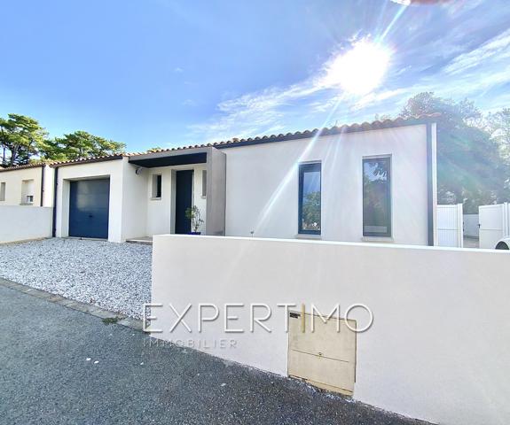 EXCEPTIONNEL à JARD-SUR-MER : Maison neuve de plain-pied T5 de 86 m² à 50 m du Port et à 200 m de la plage