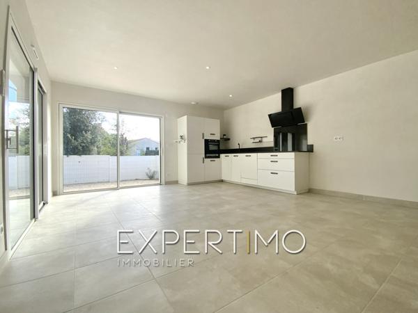 EXCEPTIONNEL à JARD-SUR-MER : Maison neuve de plain-pied T5 de 86 m² à 50 m du Port et à 200 m de la plage