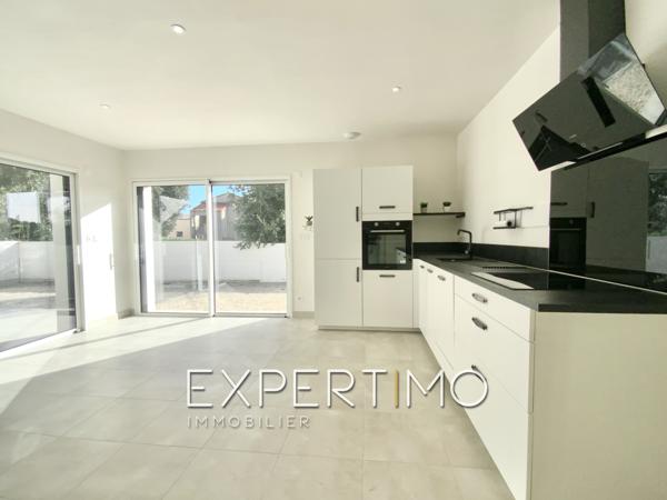 EXCEPTIONNEL à JARD-SUR-MER : Maison neuve de plain-pied T5 de 86 m² à 50 m du Port et à 200 m de la plage