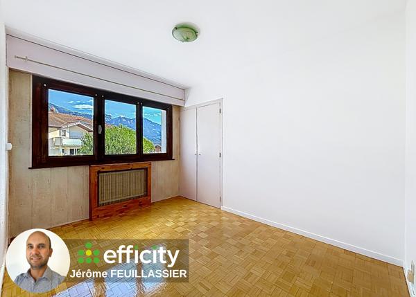 Appartement
         3 pièces
        - 71 m² 219 000 € *