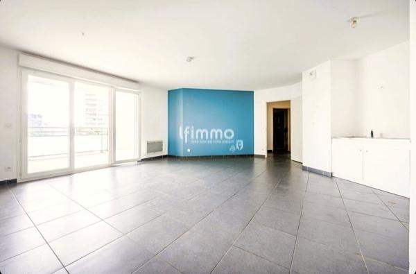 Marseille 4eme / Appartement / Terrasse