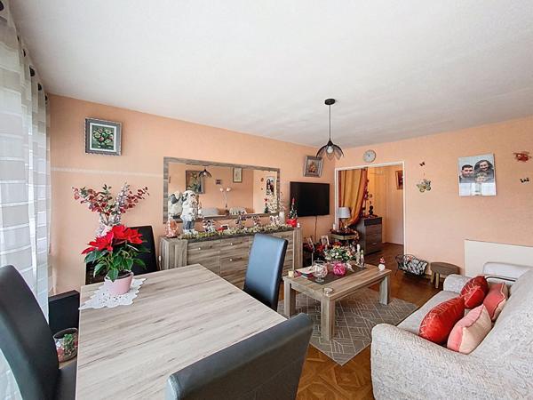 A VENDRE Appartement de type 3 avec balcon à Angers (quartier Bon Repos)