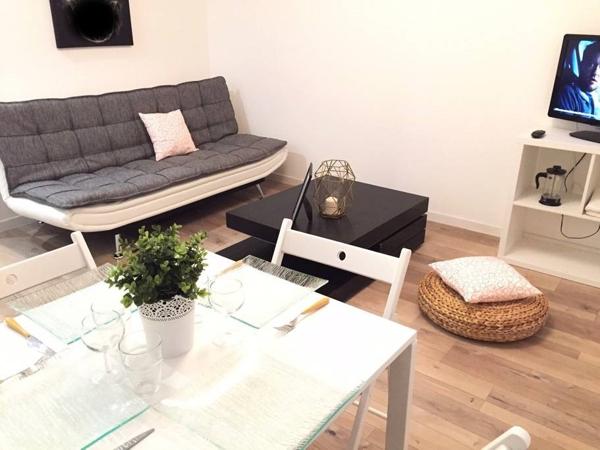 Avignon (84000) appartement refait à neuf plein de charme à coté du palais bail étudiant