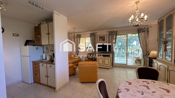 83140 - SIX FOURS LES PLAGES - La Coudoulière - T2 de 46 m2 avec terrasse, garage, cave