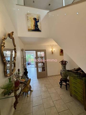 Maison à vendre 7 pièces de 284 m²