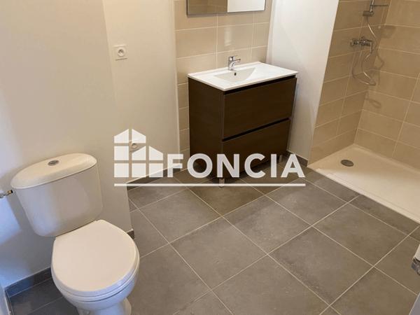Location Appartement 3 pièces 60.5 m² - 120 AVENUE GENERAL LECLERC Saint Martin Le Vinoux 38950