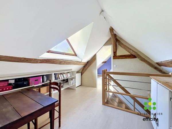 Maison
         5 pièces
        - 116 m² Exclusivité 179 000 € *
