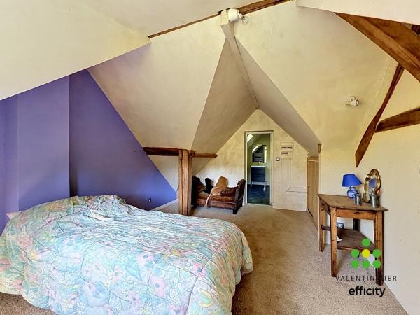 Maison
         5 pièces
        - 116 m² Exclusivité 179 000 € *