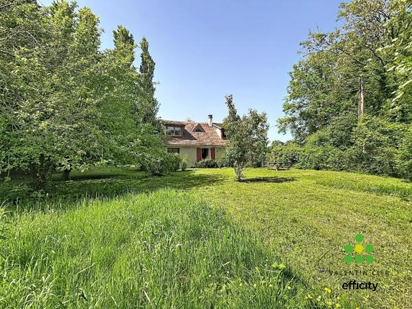 Maison
         5 pièces
        - 116 m² Exclusivité 179 000 € *