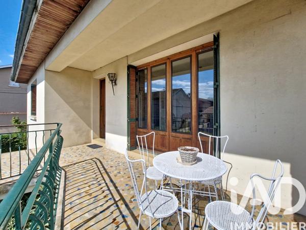 Maison à vendre 6 pièces 79,71 m² Vénissieux