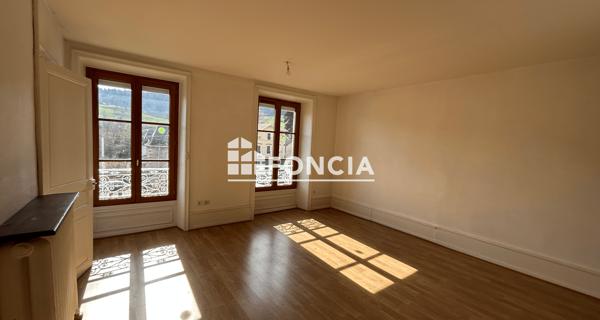 Location Appartement 3 pièces 90.18 m² - Bourg-argental 42220