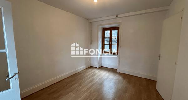 Location Appartement 3 pièces 90.18 m² - Bourg-argental 42220