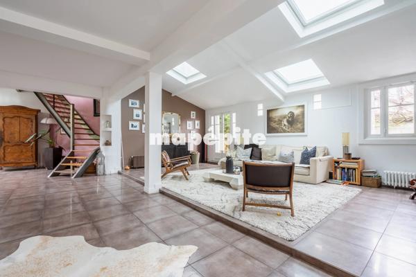 Maison
         5 pièces
        - 182 m² Exclusivité