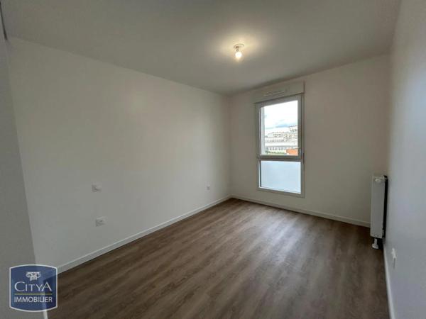 Appartement à louer 3 pièces 76.26m²