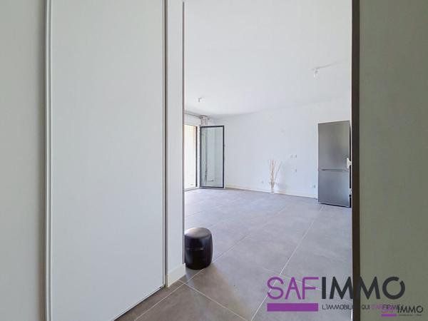 APPARTEMENT T3 CENTRE PIERRE BENITE
