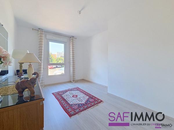 APPARTEMENT T3 CENTRE PIERRE BENITE