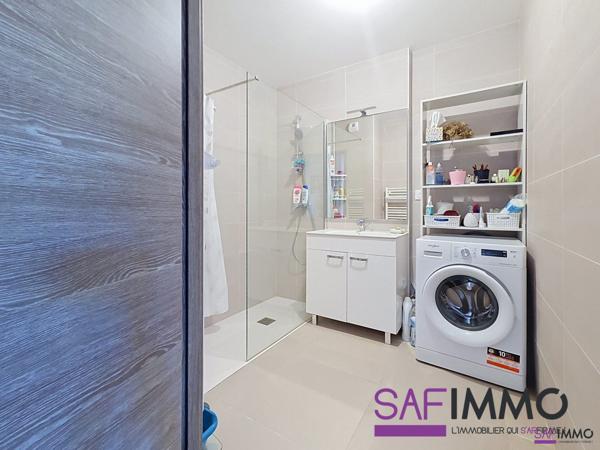 APPARTEMENT T3 CENTRE PIERRE BENITE